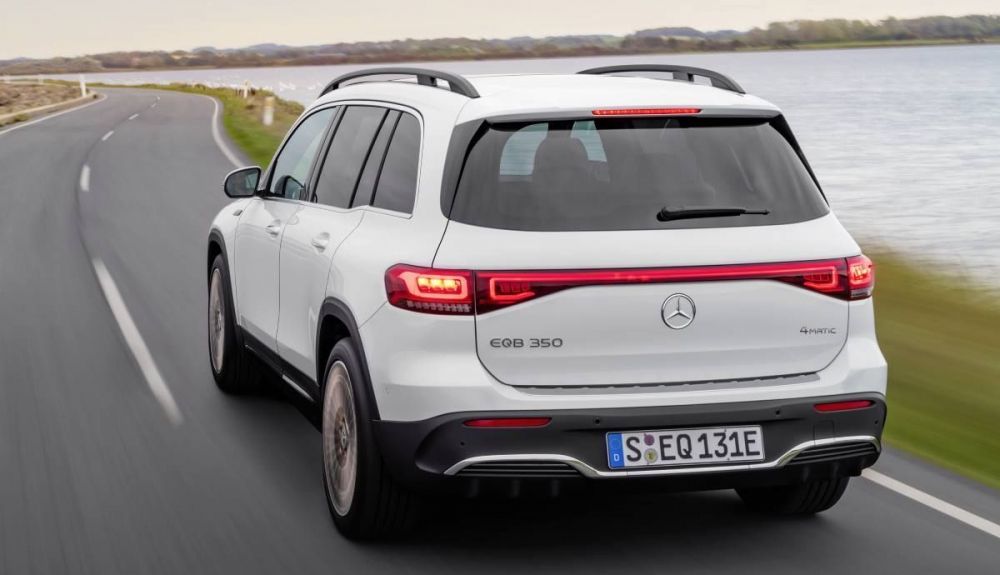 Mercedes EQB 3