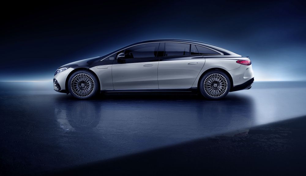 Mercedes EQS 3
