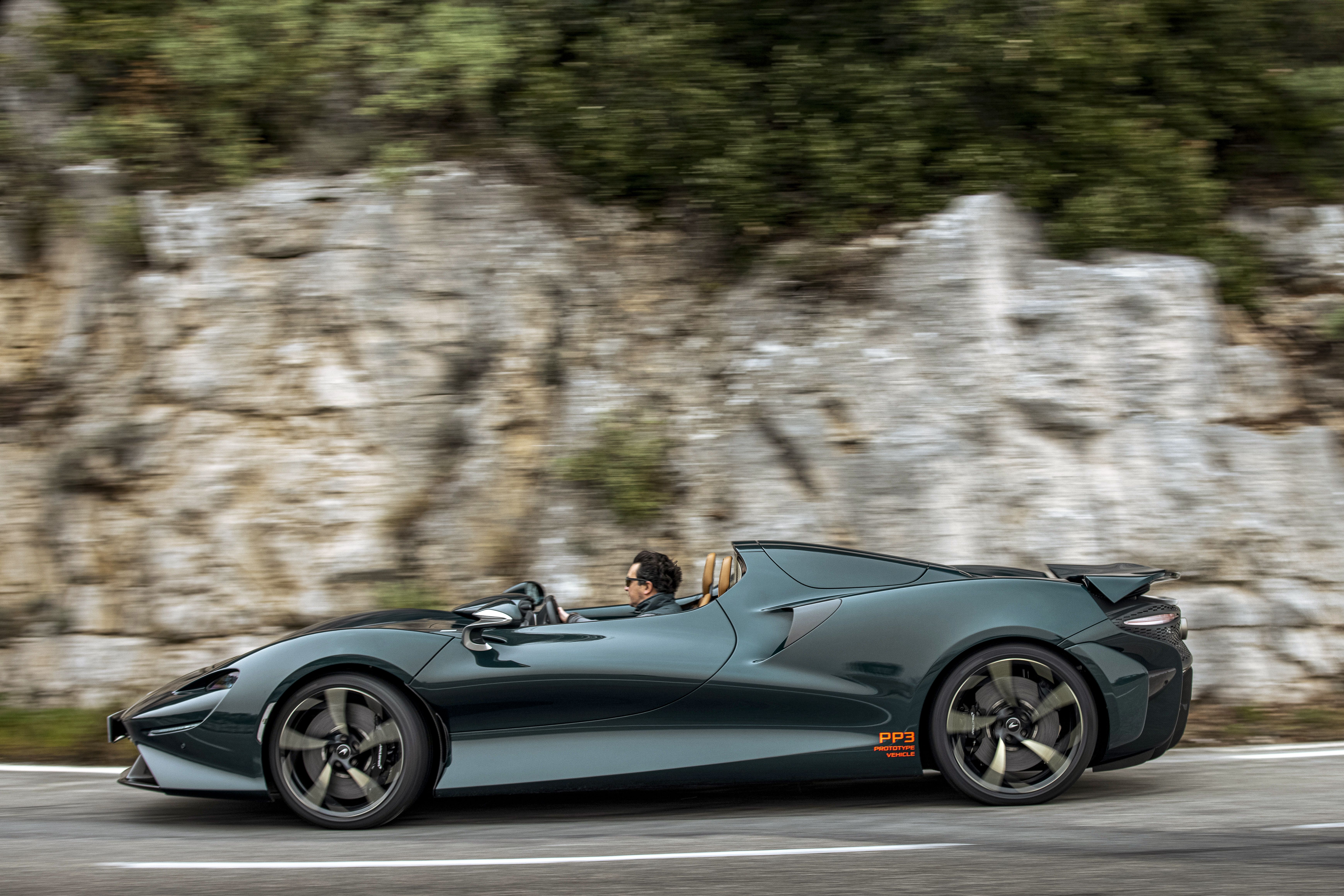 McLaren Elva