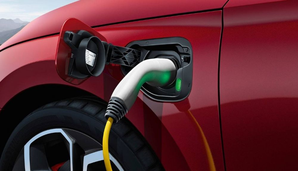 La tecnología híbrida enchufable podría estar disponible en el Karoq 2022 La tecnología híbrida enchufable podría estar disponible en el Karoq 2022