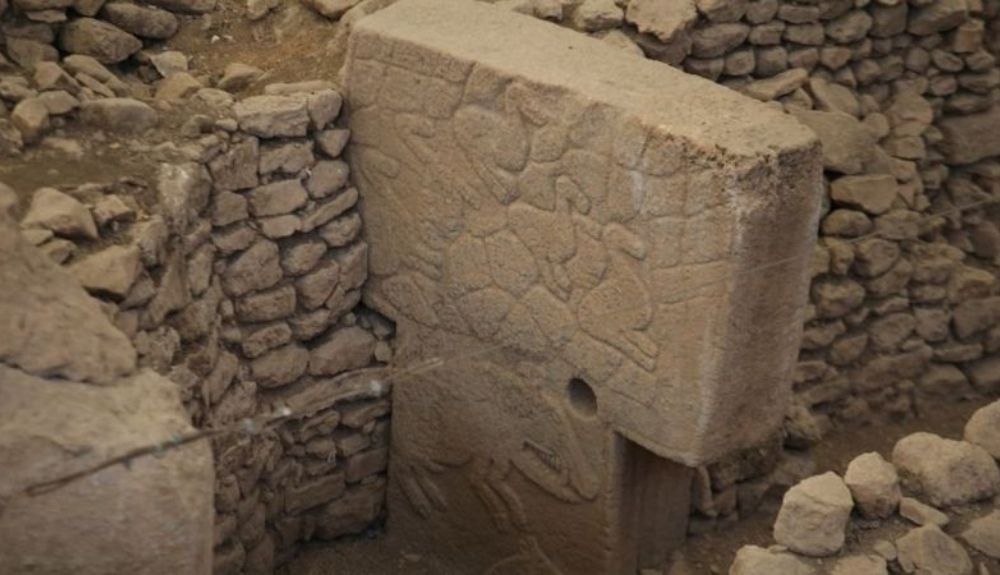 Muchos de los pilares están decorados con figuras de animales salvajes. Muchos de los pilares están decorados con figuras de animales salvajes.