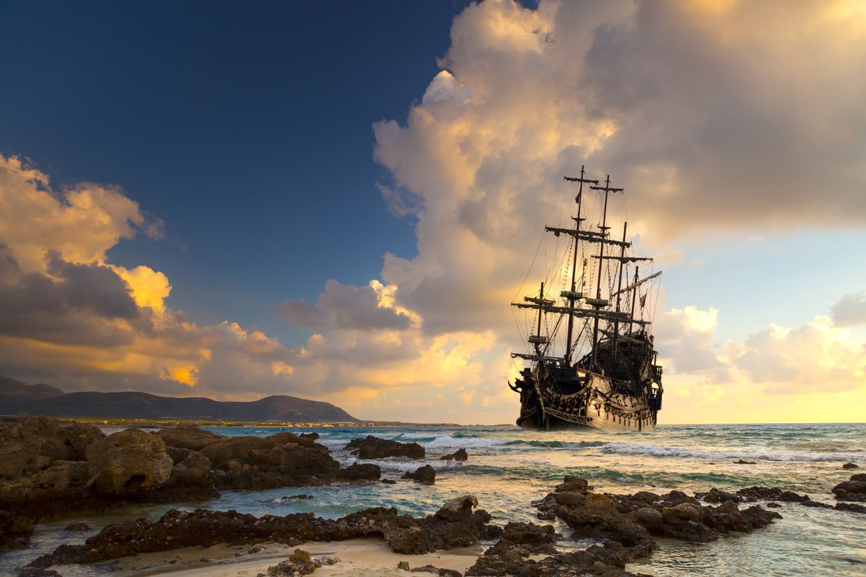 El barco pirata que se hundió en la costa oeste de Estados Unidos hoy tiene un museo dedicado. Foto: IStock.