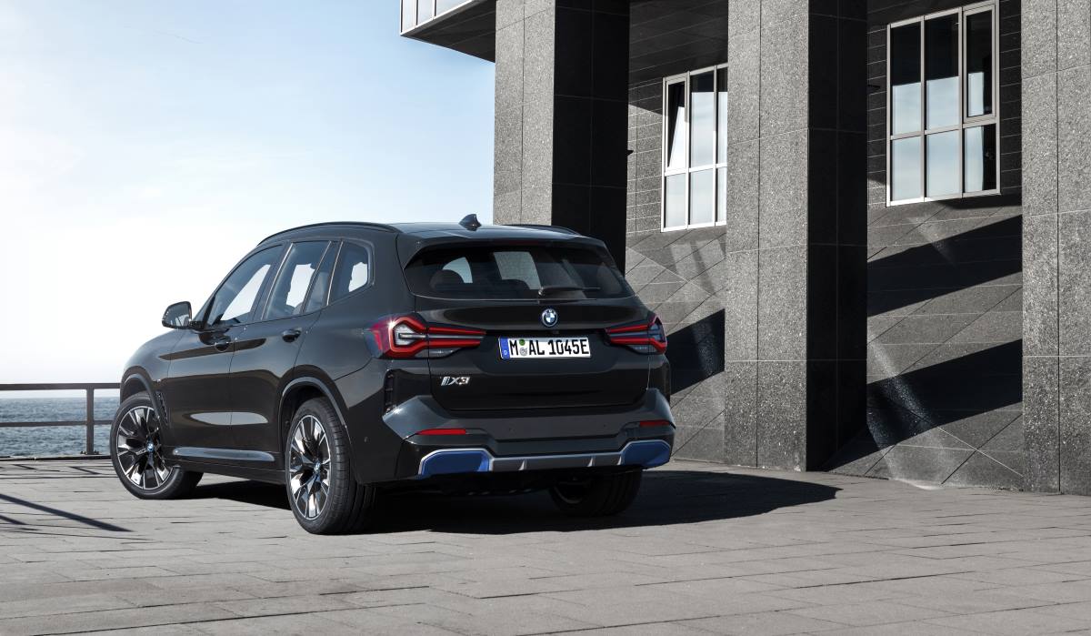 BMW iX3 2022 4