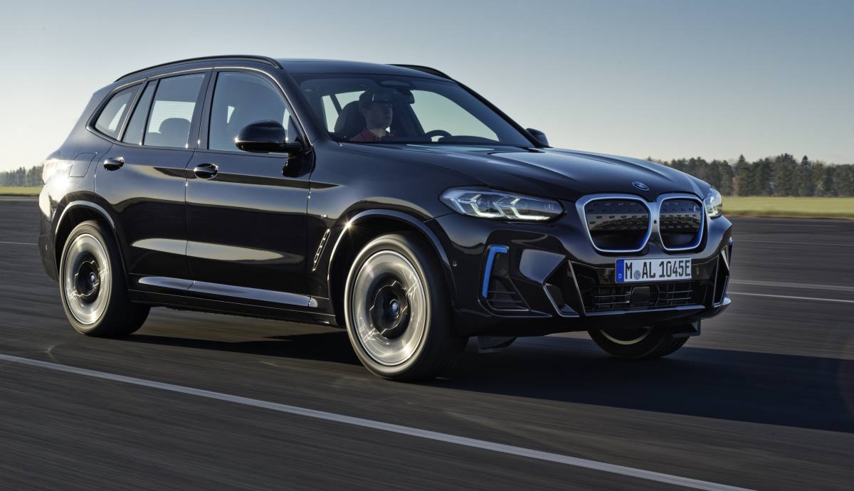 El actualizado BMW iX3 2022 llegará el mercado español este otoño