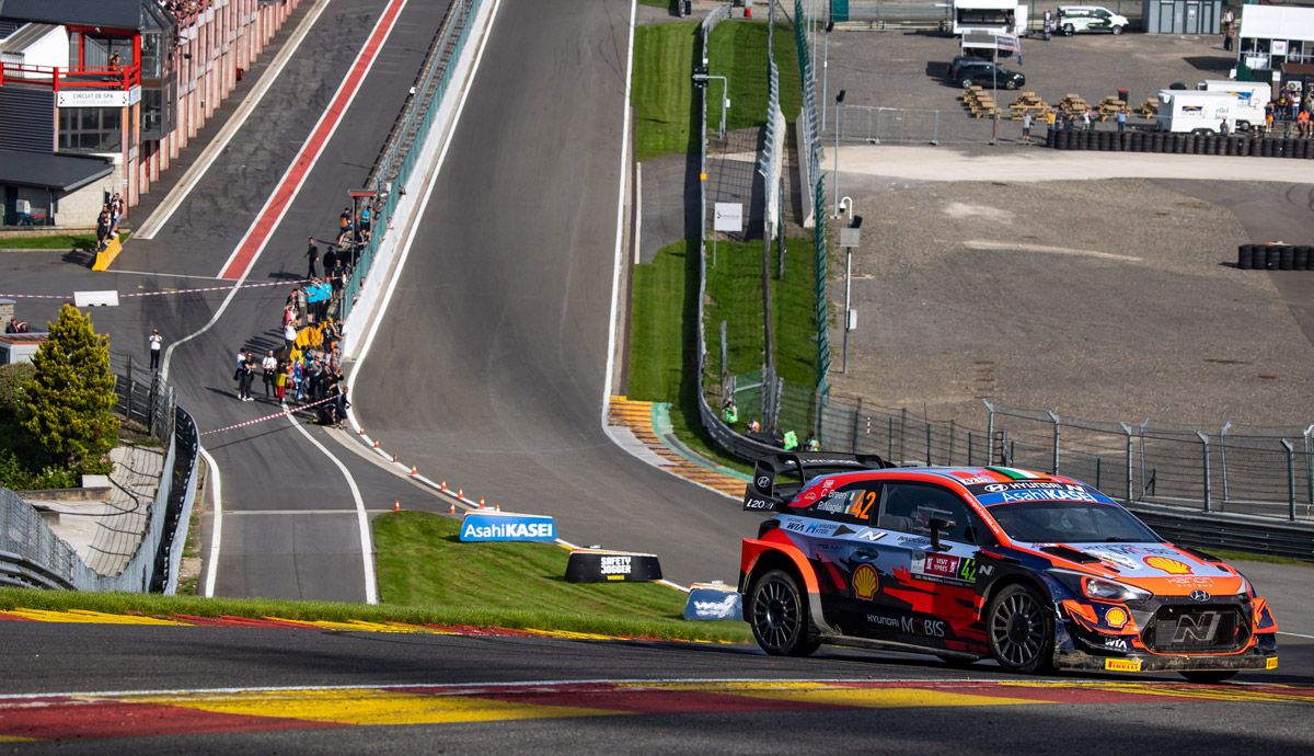 Doblete de Hyundai en Bélgica, con Neuville y Breen en lo más alto.