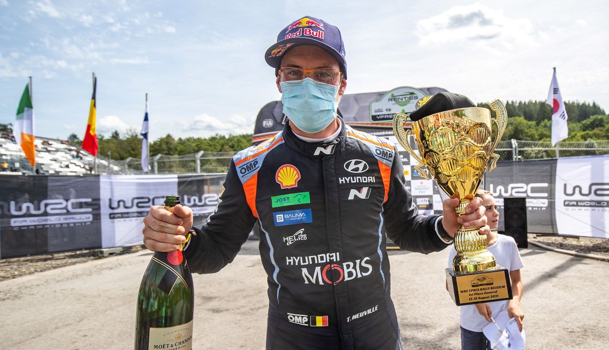 Tras varios podiums este año, primera victoria de Thierry Neuville este año.