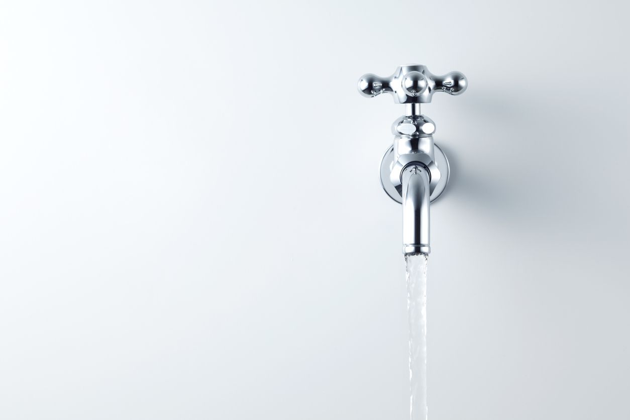 La dureza total del agua depende de la zona en la que nos encontremos. Foto: IStock.