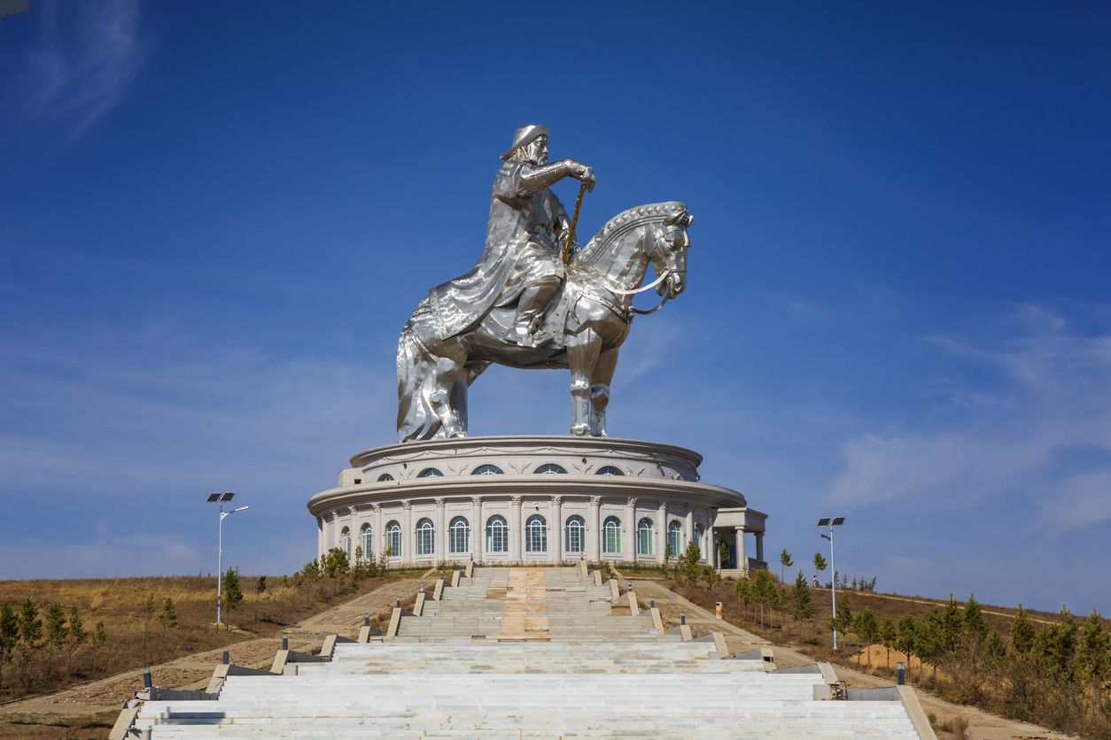 El gran monumento de Gengis Kan en la provincia de Tov, en Mongolia, cerca de Dadal, el lugar de su nacimiento. Foto: IStock.