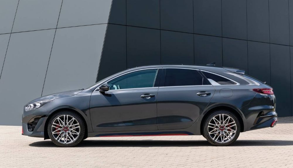 kia proceed gt 2022 2 1 1000x575