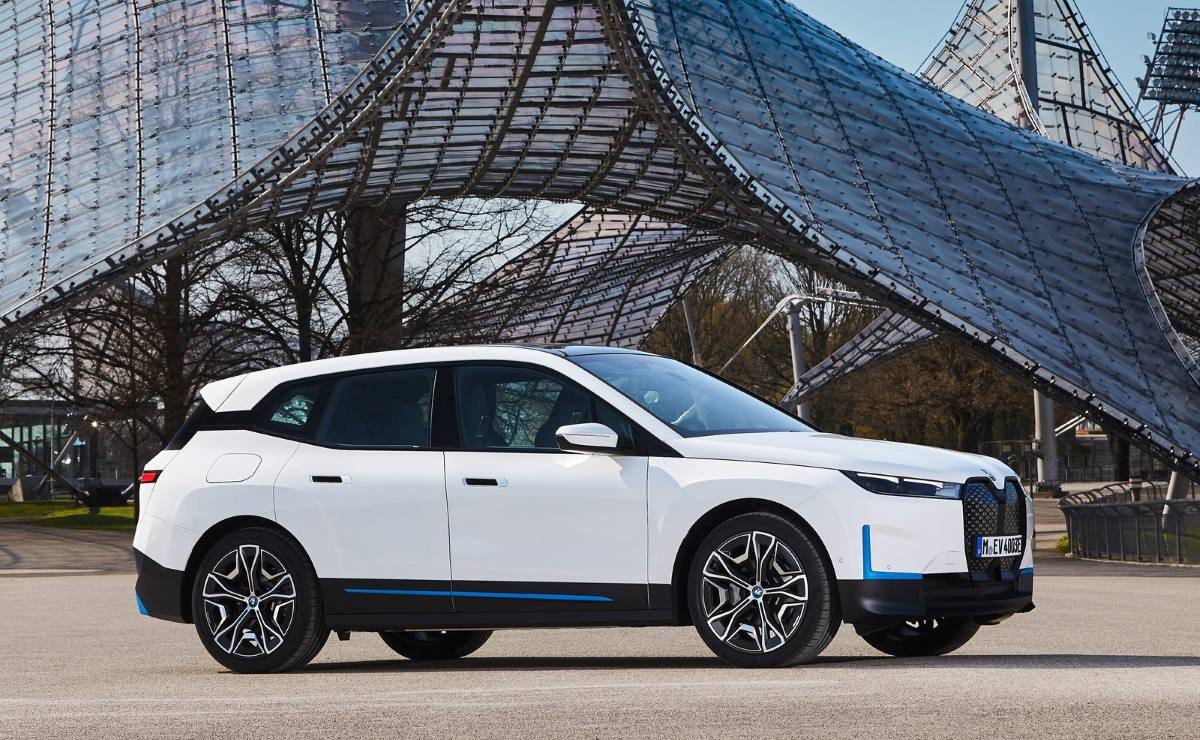 BMW iX 2022 2