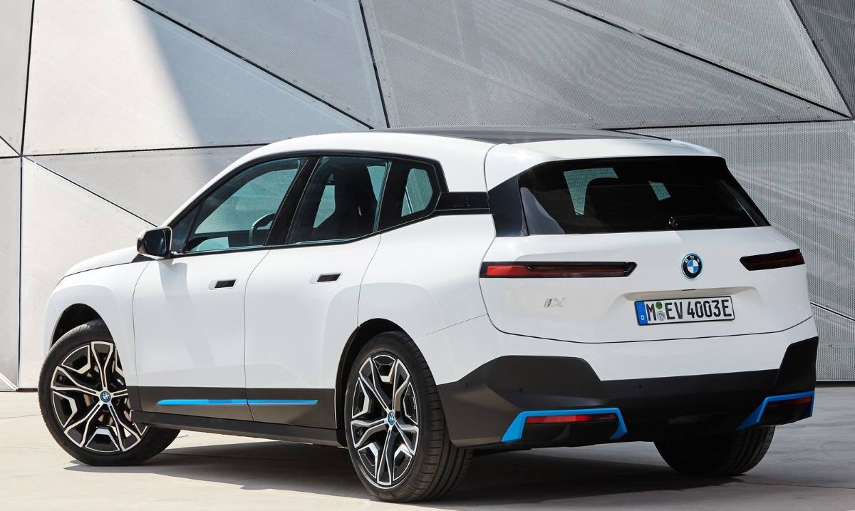 El próximo BMW Serie 2 Active Tourer tomará muchos rasgos del nuevo BMW iX (en la foto).