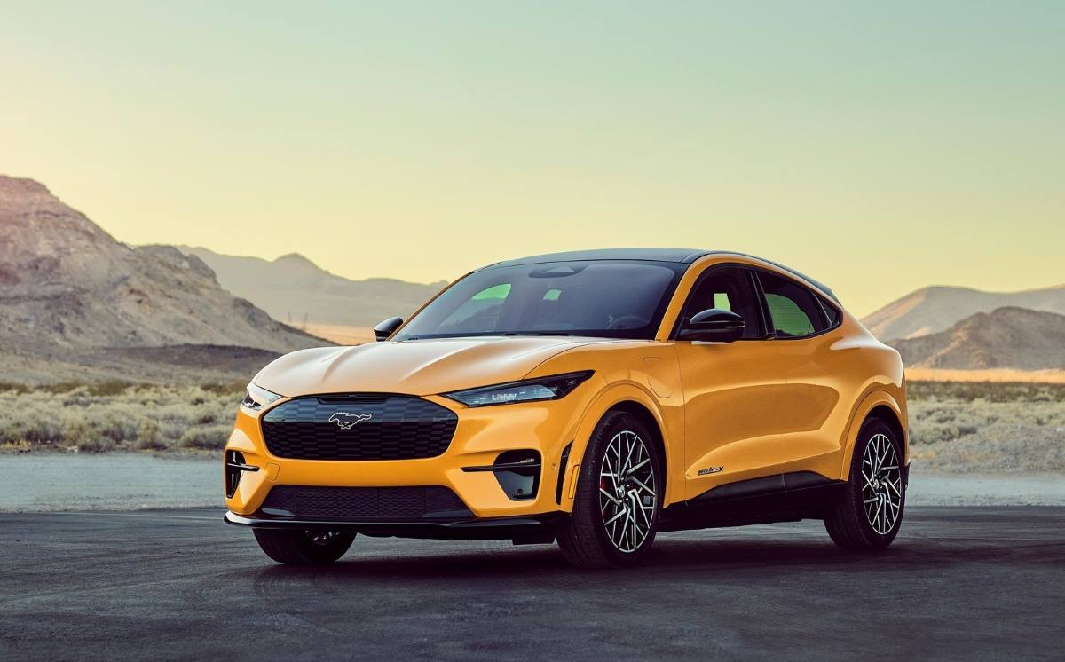 Ford Mustang Mach E GT 2021 3