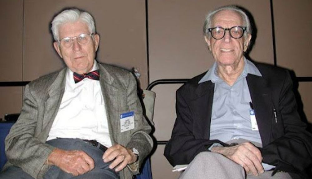 Albert Ellis y Aaron T Beck son los pioneros de la terapia cognitivo conductual (TCC), Albert Ellis y Aaron T Beck son los pioneros de la terapia cognitivo conductual (TCC),