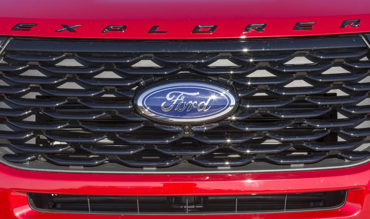 Ford Explorer PHEV 2021 1