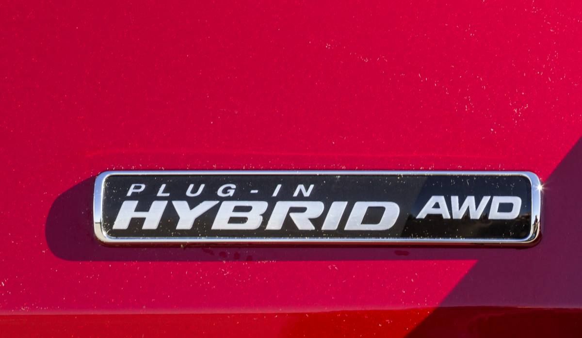 Ford Explorer PHEV 2021 4