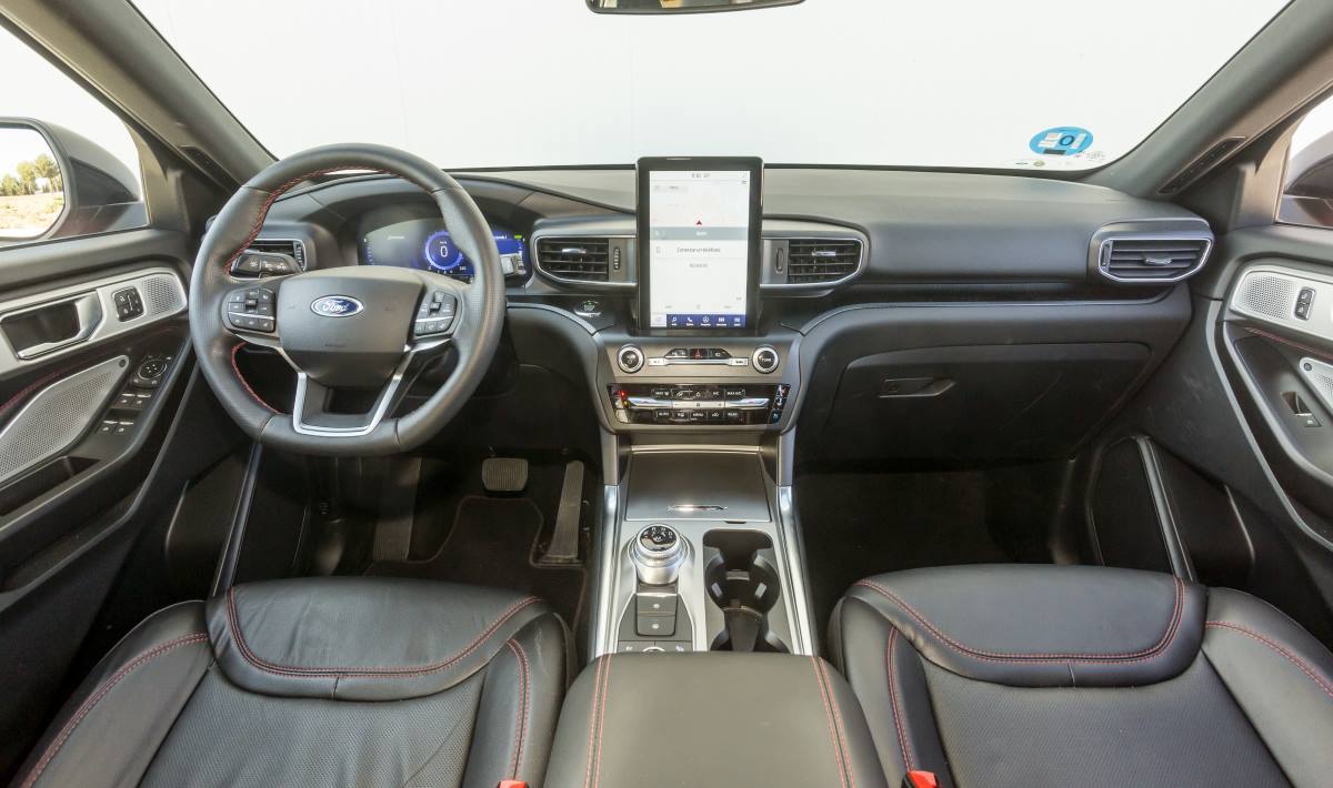 Ford Explorer PHEV 2021 7