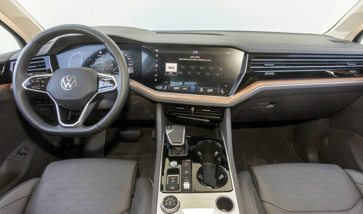 VW Touareg eHybrid 2021 7