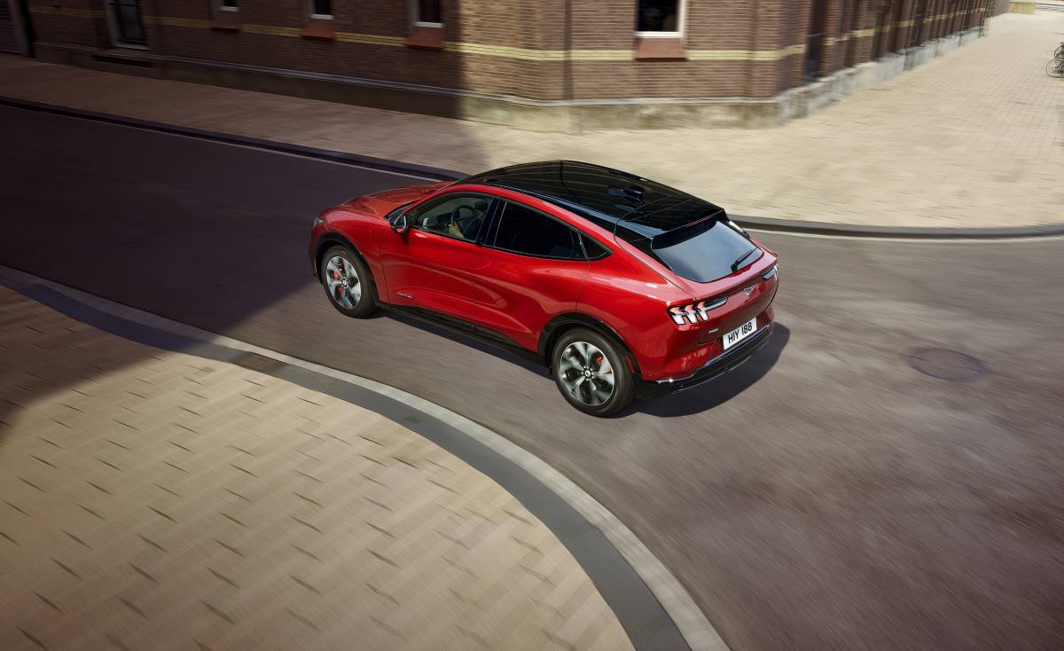 2020 FORD MACH E AWD 15