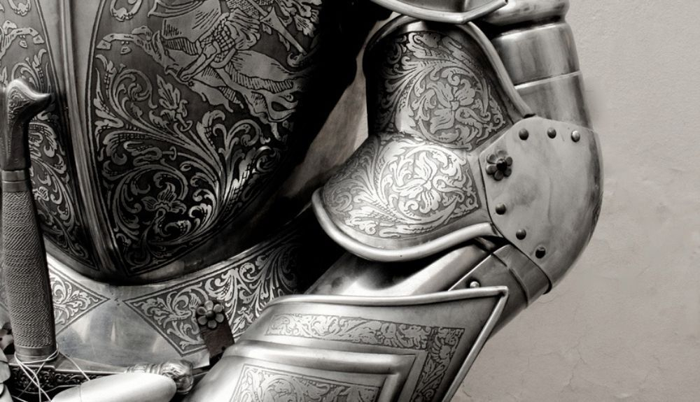 Imagen de una  réplica de una armadura medieval.