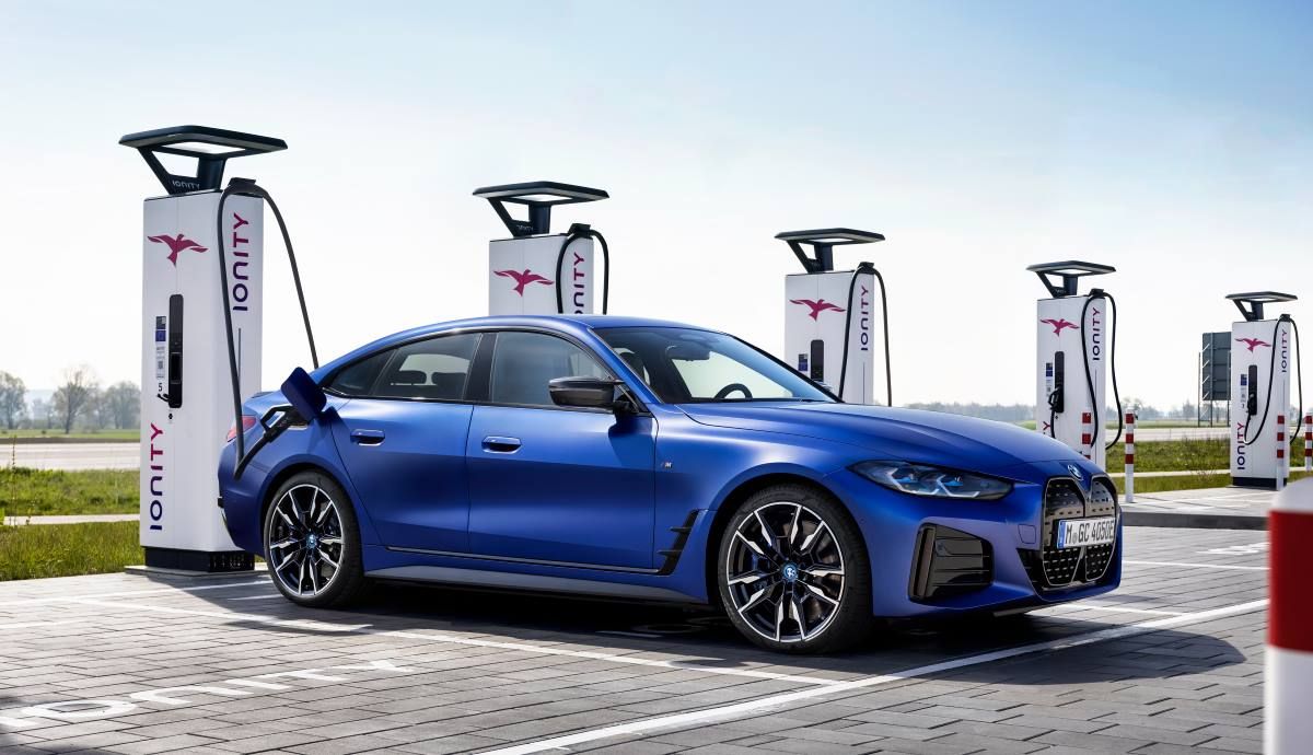 BMW i4 M50 cien por cien eléctrico