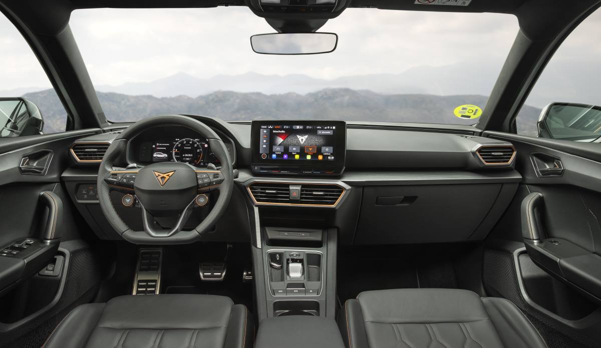 CUPRA León 5p 2.0 TSI 300 CV DSG (25)