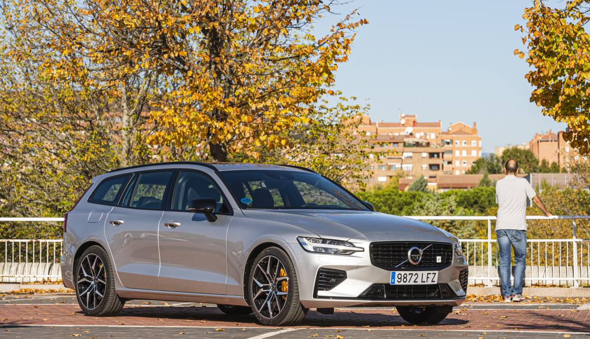 Volvo V60 Polestar Engineered T8 Twin Engine AWD