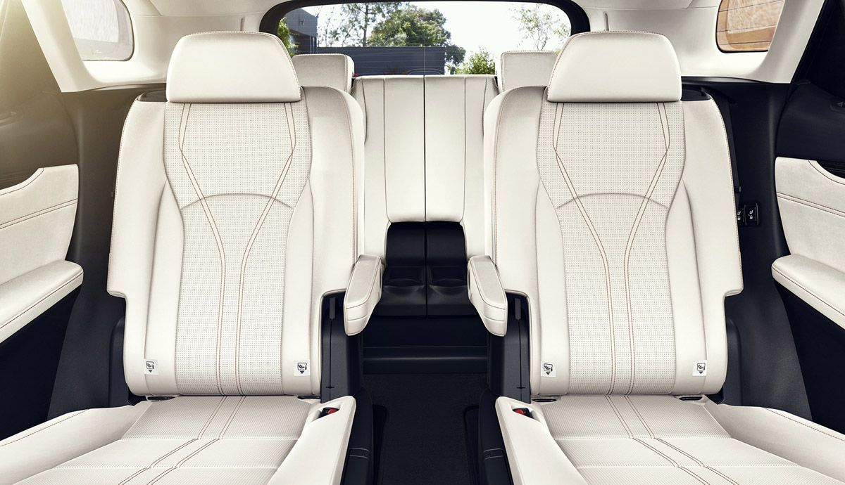 Lexus RX L. Lexus RX L.