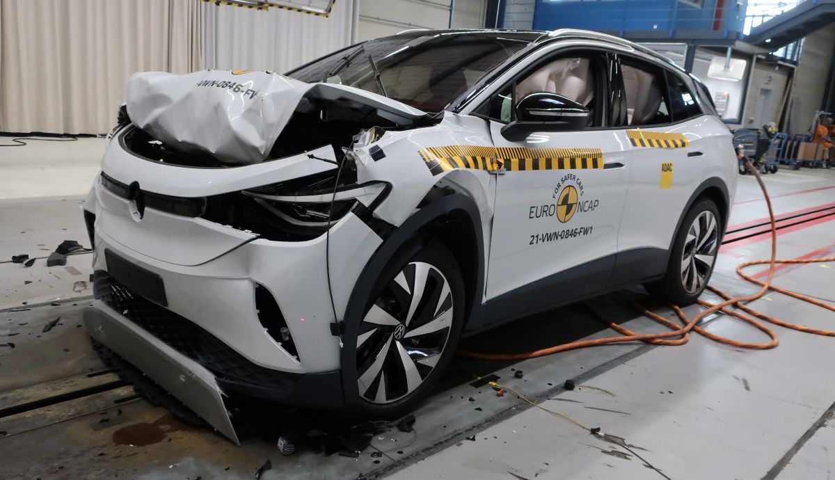 La seguridad de los coches eléctricos: ¿tienen más riesgos que los convencionales? Lo analizamos.