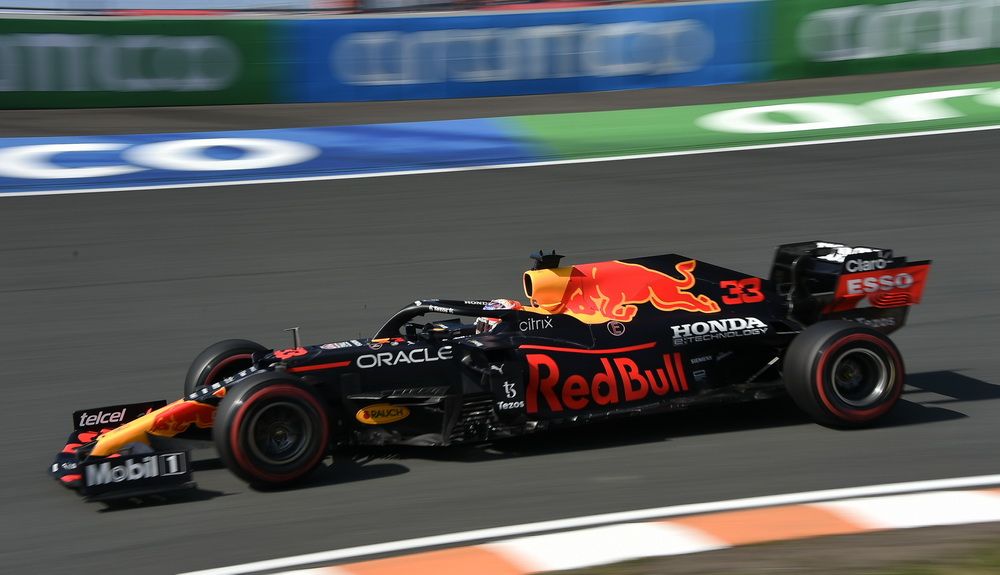 Max Verstappen (Red Bull) fue el más rápido delante de su público