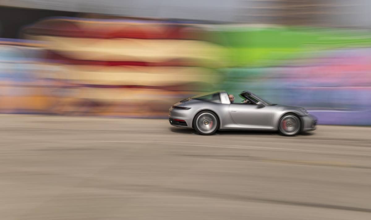 19 Porsche 911 targa 4S