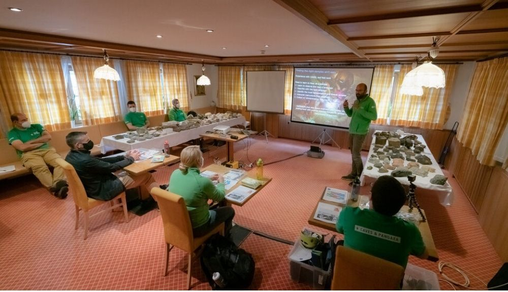Un momento de las clases teóricas de la edición de este año de Pangaea. Un momento de las clases teóricas de la edición de este año de Pangaea.