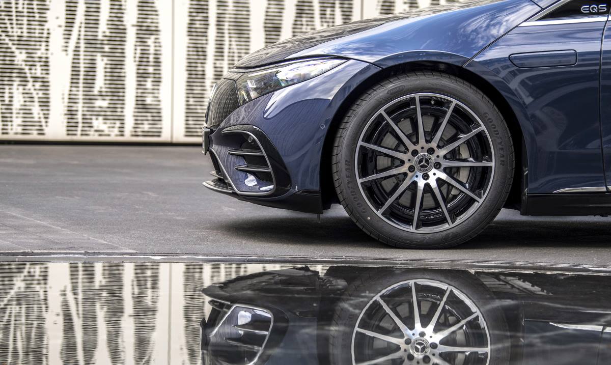 Mercedes EQS 3