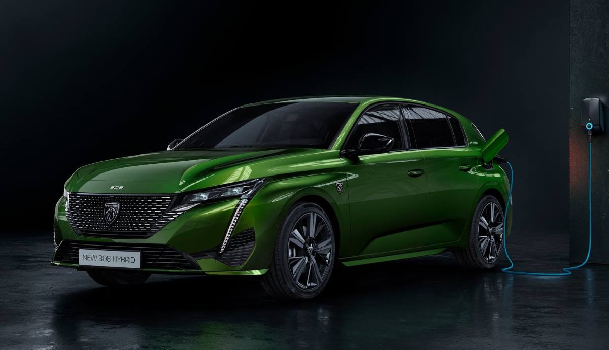 El futuro de los Peugeot e-308 y 308 PSE