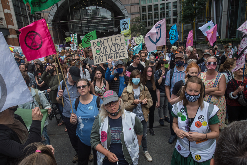 A los activistas climáticos les preocupa que la representación en varias naciones en la Cumbre del Clima de Glasgow no sea equitativa.