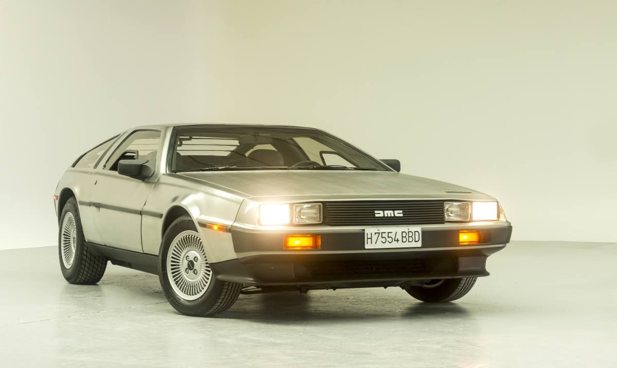 DeLorean DMC