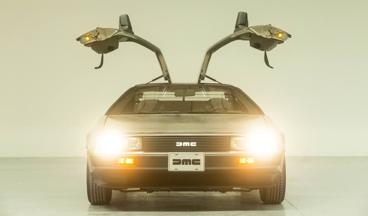 DeLorean DMC 6
