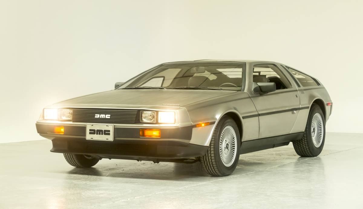 DeLorean DMC 7