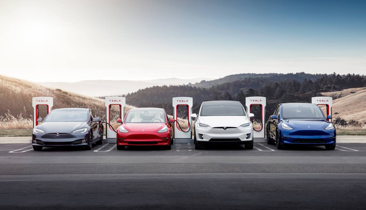 Tesla, las luces y sombras de la revolucionaria marca de coches