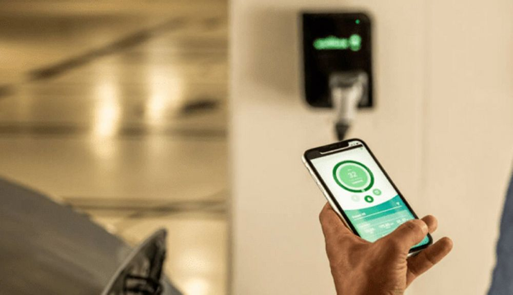 Las nuevas funciones de Wallbox, disponibles desde una app para el smartphone. Las nuevas funciones de Wallbox, disponibles desde una app para el smartphone.