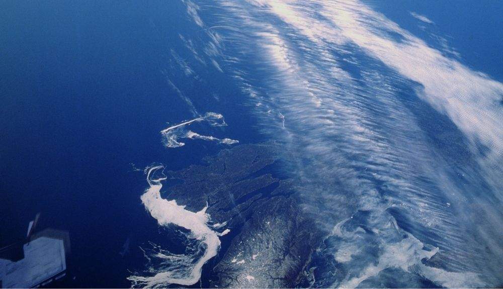 Nubes uniéndose a una corriente en chorro sobre Canadá. (2)