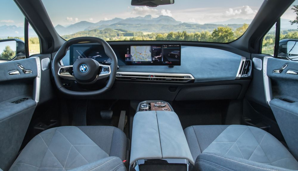 BMW iX xDrive i50 