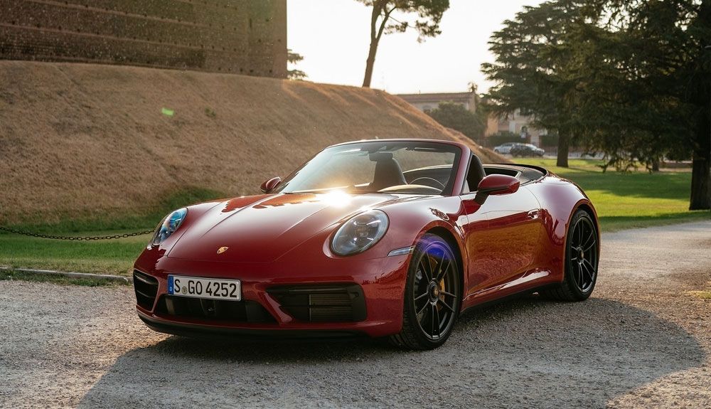 Porsche 911 Carrera GTS Cabriolet 
