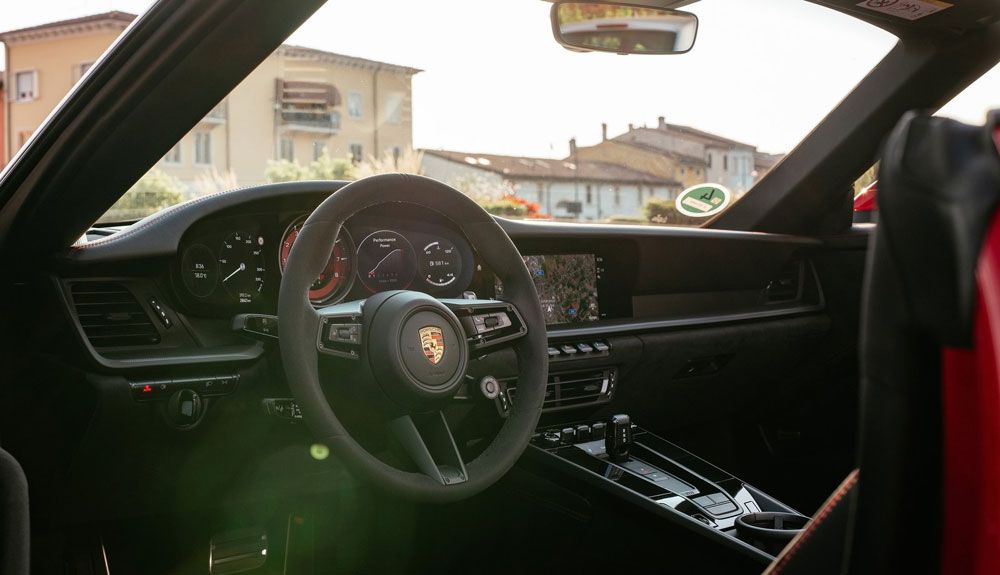 Porsche 911 Carrera GTS Cabriolet 