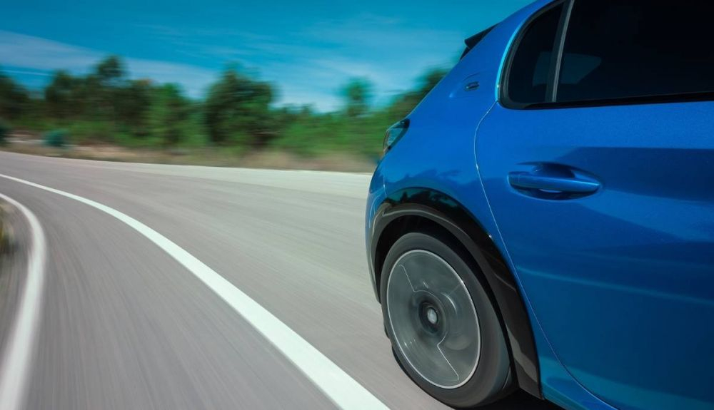 Prestaciones eléctricas para el nuevo deportivo de Peugeot Prestaciones eléctricas para el nuevo deportivo de Peugeot