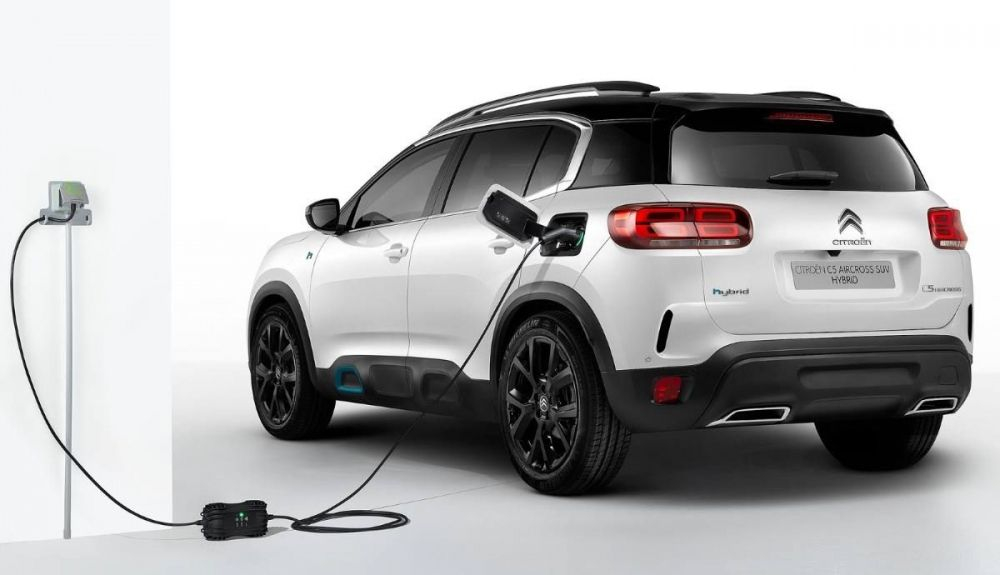 La versión híbrida enchufable de 225 CV se mantendrá en la renovación del SUV francés La versión híbrida enchufable de 225 CV se mantendrá en la renovación del SUV francés