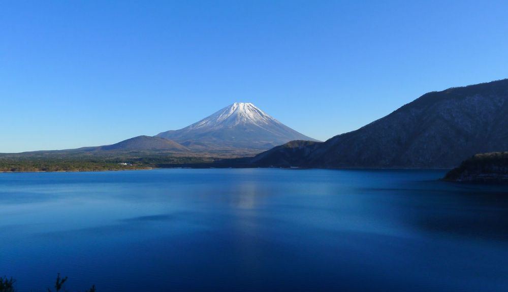 vista desde el lado de Yamanashi se llama Back Fuji. vista desde el lado de Yamanashi se llama Back Fuji.