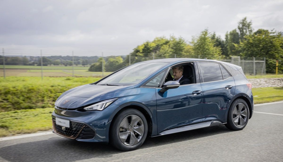 Cupra Born: todos los datos del primer coche eléctrico de la marca de Seat, ya en producción.