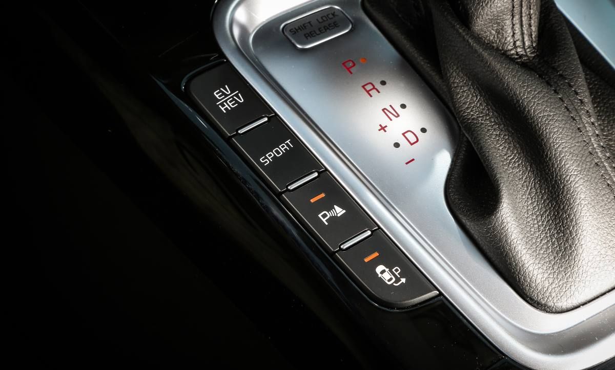 Kia XCeed PHEV 24