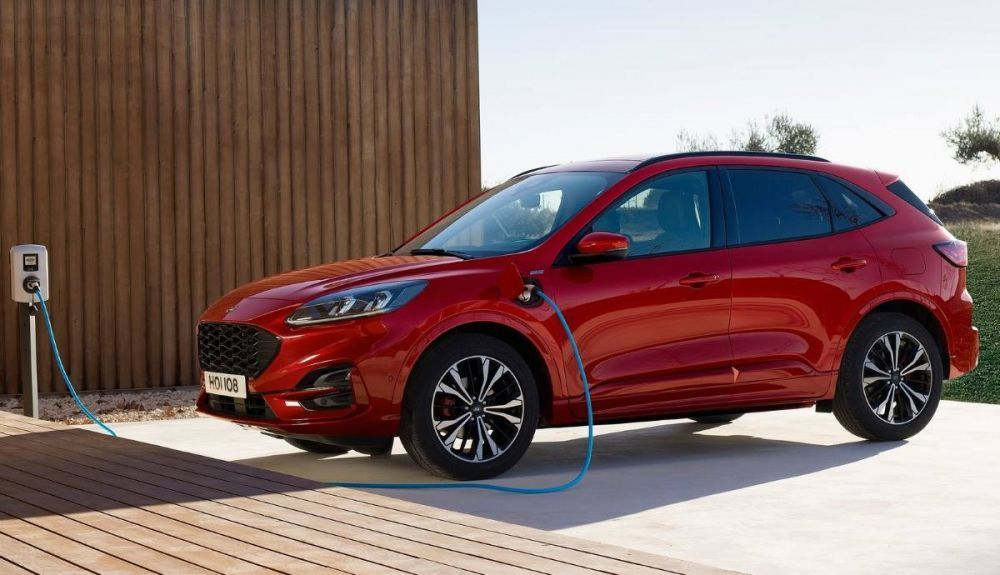 El Ford Focus 2022 podría recibir una versión híbrida plug in como la del Kuga El Ford Focus 2022 podría recibir una versión híbrida plug in como la del Kuga