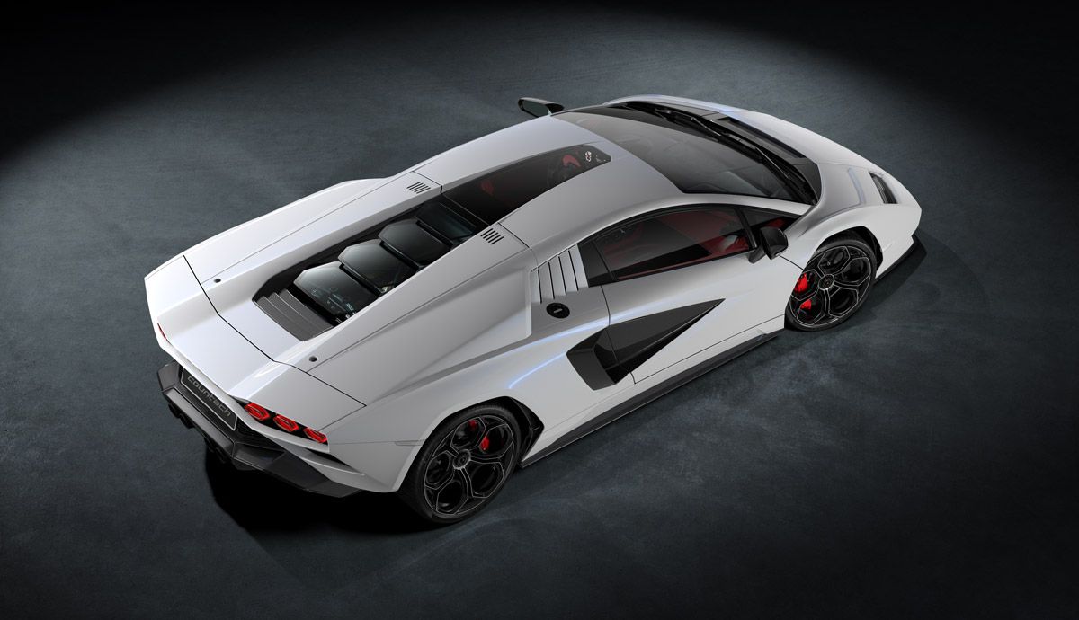 Lamborghini Countach: pasado y presente, cara a cara.